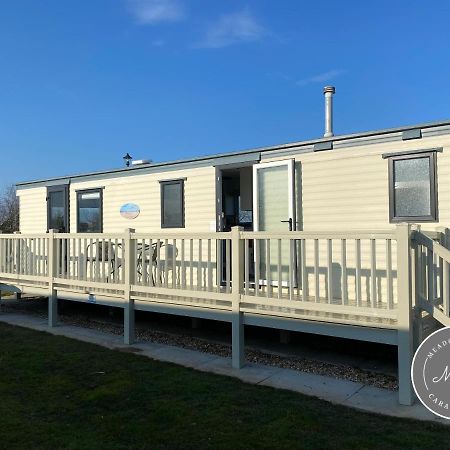 Meadow Lakes 22 - Golden Palm, Pet Friendly, Wifi, Bed Linen - Meadow Lakes Caravan & Lodge Hire Скегнесс Экстерьер фото